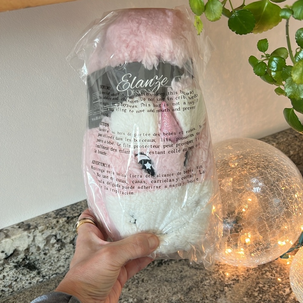 Pink Unicorn 🦄 Slippers - Picture 10 of 10
